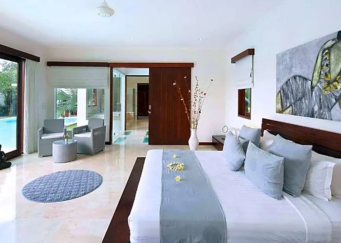 Castle Guinevere 5 Bedroom Private Pool Zn36