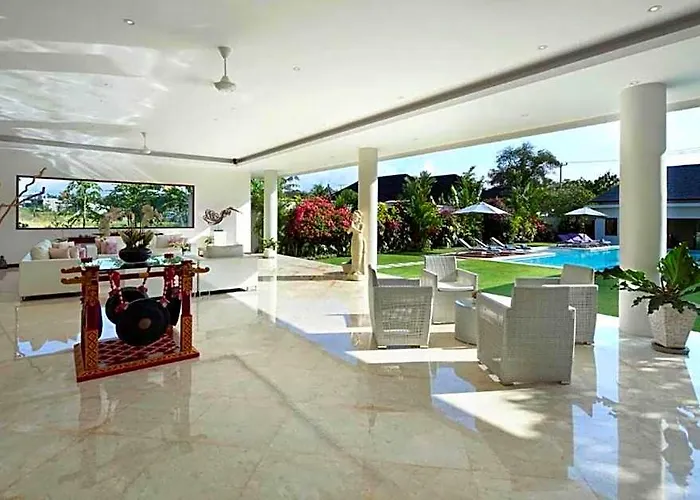 Castle Guinevere 5 Bedroom Private Pool Zn36 Hotel
